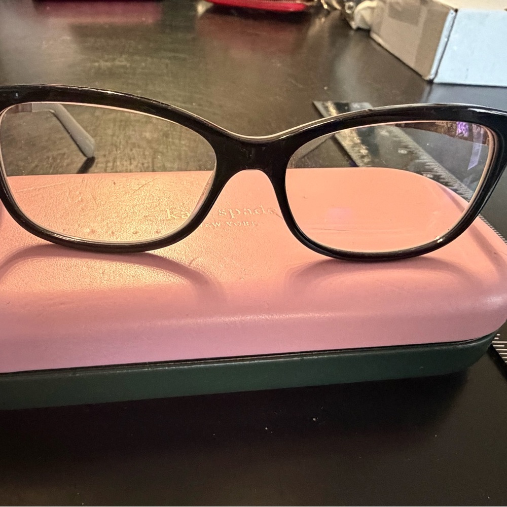 Kate Spade optical frames with Case - Picture 2 of 6